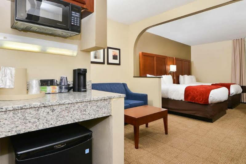 Comfort University - Research Park 2* Charlotte